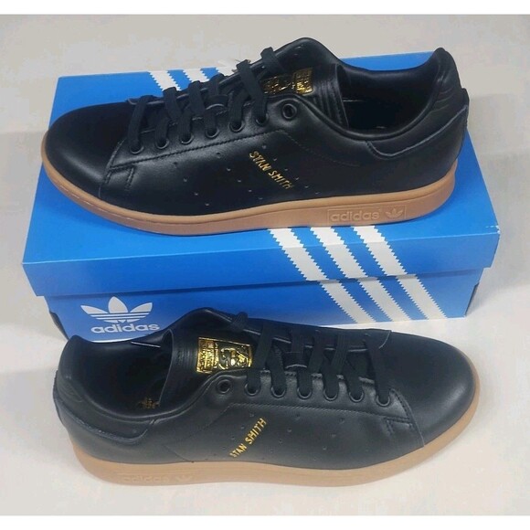 adidas Stan Smith Lace Up  Mens Sz 8.5  Black Black Gum New In Box